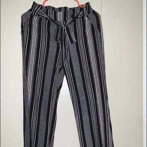 Joe Benbasset black white strip pants size medium